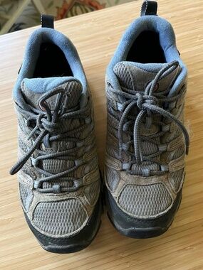 Women's Merrell Moab 3 Waterproof Hiking Shoes 9 Wide